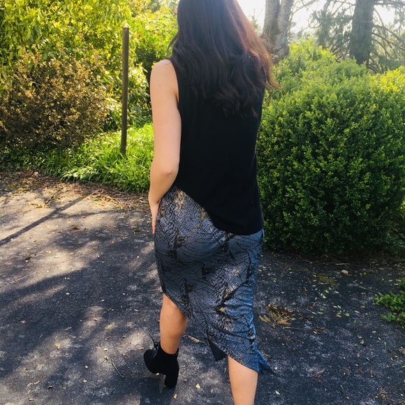 Asymmetric Designer Cotton Knit Slit Pencil Skirt - Picture 6 of 8